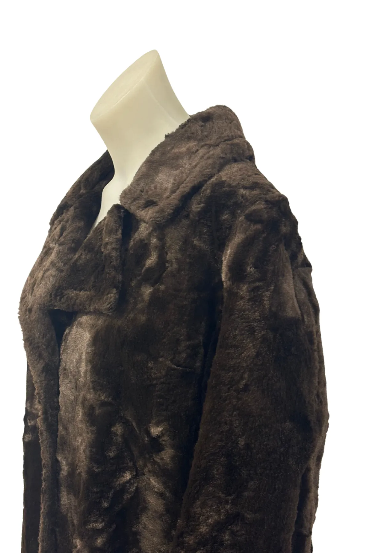 Hilton International NZ made faux fur coat, 16