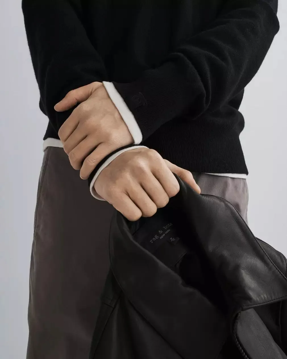 Rag & Bone Harding Cashmere Crew in Black